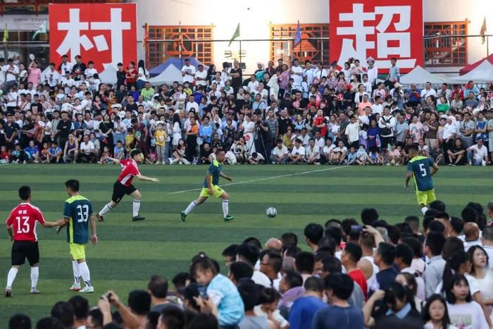 他会前插取得进球，为队友送上助攻。
